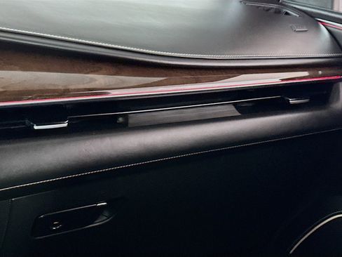 Used 2023 Cadillac Escalade Sport Platinum image 15