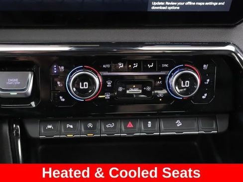 Used 2023 GMC Sierra 1500 AT4 w/ Technology Package AWD/4WD image 4