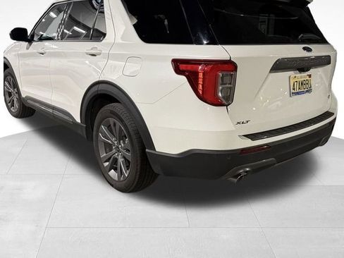 Used 2024 Ford Explorer XLT w/ Equipment Group 202A image 6
