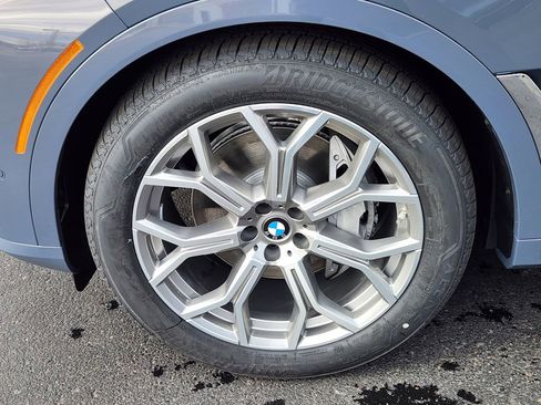 New 2026 BMW X7 xDrive40i image 7