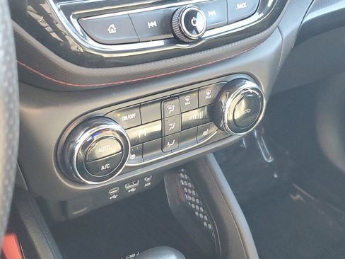 Used 2022 Chevrolet TrailBlazer RS w/ Sun and Liftgate Package image 19