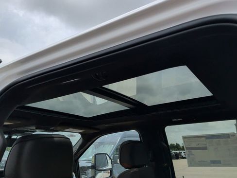 New 2026 Ford F250 King Ranch w/ Chrome Package AWD/4WD image 25