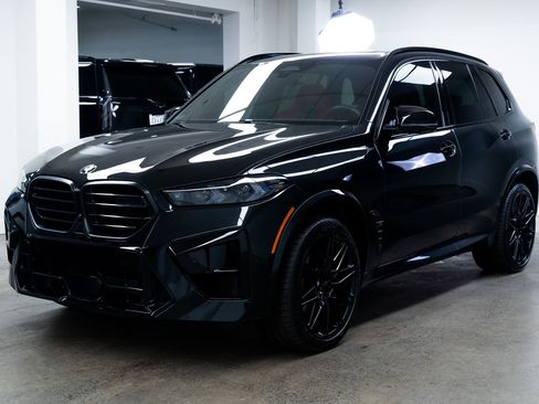Used 2026 BMW X5 M Competition w/ Executive Package image 3