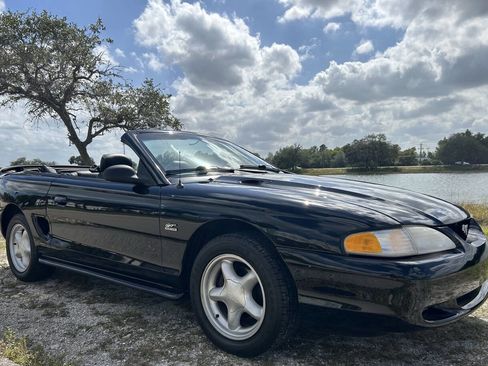 Used 1994 Ford Mustang GT image 10