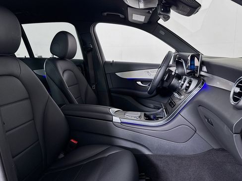 Certified 2022 Mercedes-Benz GLC 300 image 7