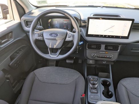 New 2025 Ford Maverick XL FWD image 17