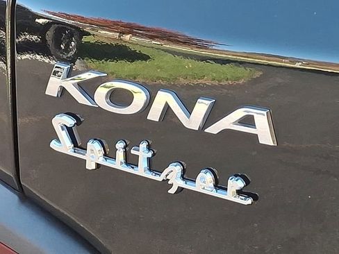 Used 2018 Hyundai Kona SEL w/ SEL Tech Package 02 image 32