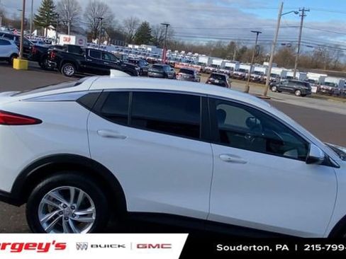 New 2026 Buick Envista Sport Touring w/ Convenience I Package FWD image 10