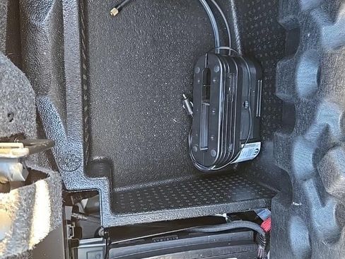 Used 2022 Dodge Challenger SXT w/ Blacktop Package image 39