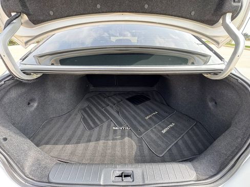 Used 2023 Nissan Sentra SV FWD image 51