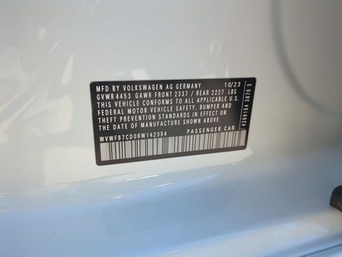 Used 2024 Volkswagen Golf R AWD/4WD image 26