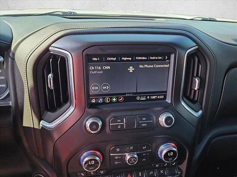 Used 2022 GMC Sierra 2500 AT4 AWD/4WD image 12
