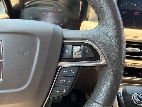 Used 2023 Lincoln Nautilus AWD w/ Premium Package image 14