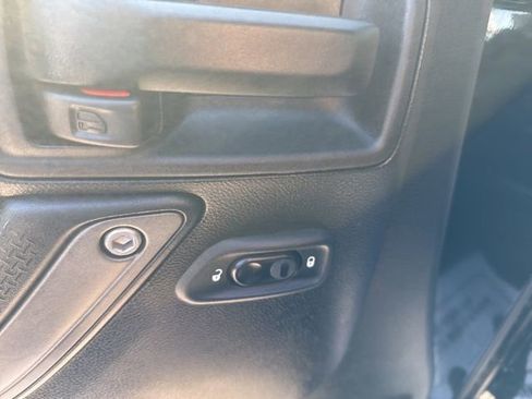 Used 2016 Jeep Wrangler Sport w/ Quick Order Package 24S image 25