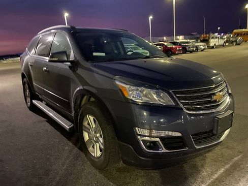 Used 2014 Chevrolet Traverse LT image 4