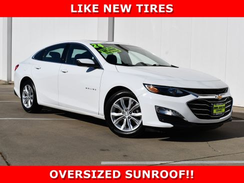 Used 2024 Chevrolet Malibu LT image 2