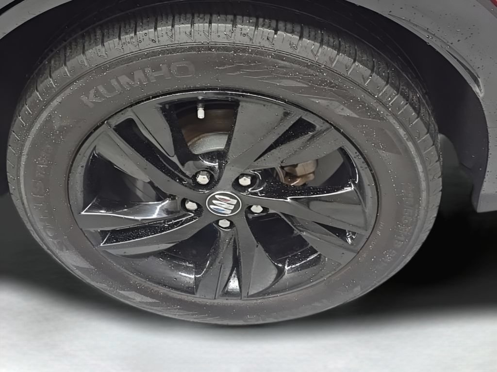 Used 2024 Buick Encore GX Sport Touring FWD image 39