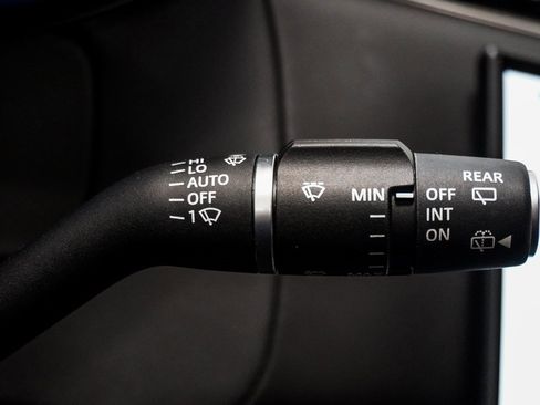 Used 2023 Land Rover Range Rover SE image 35