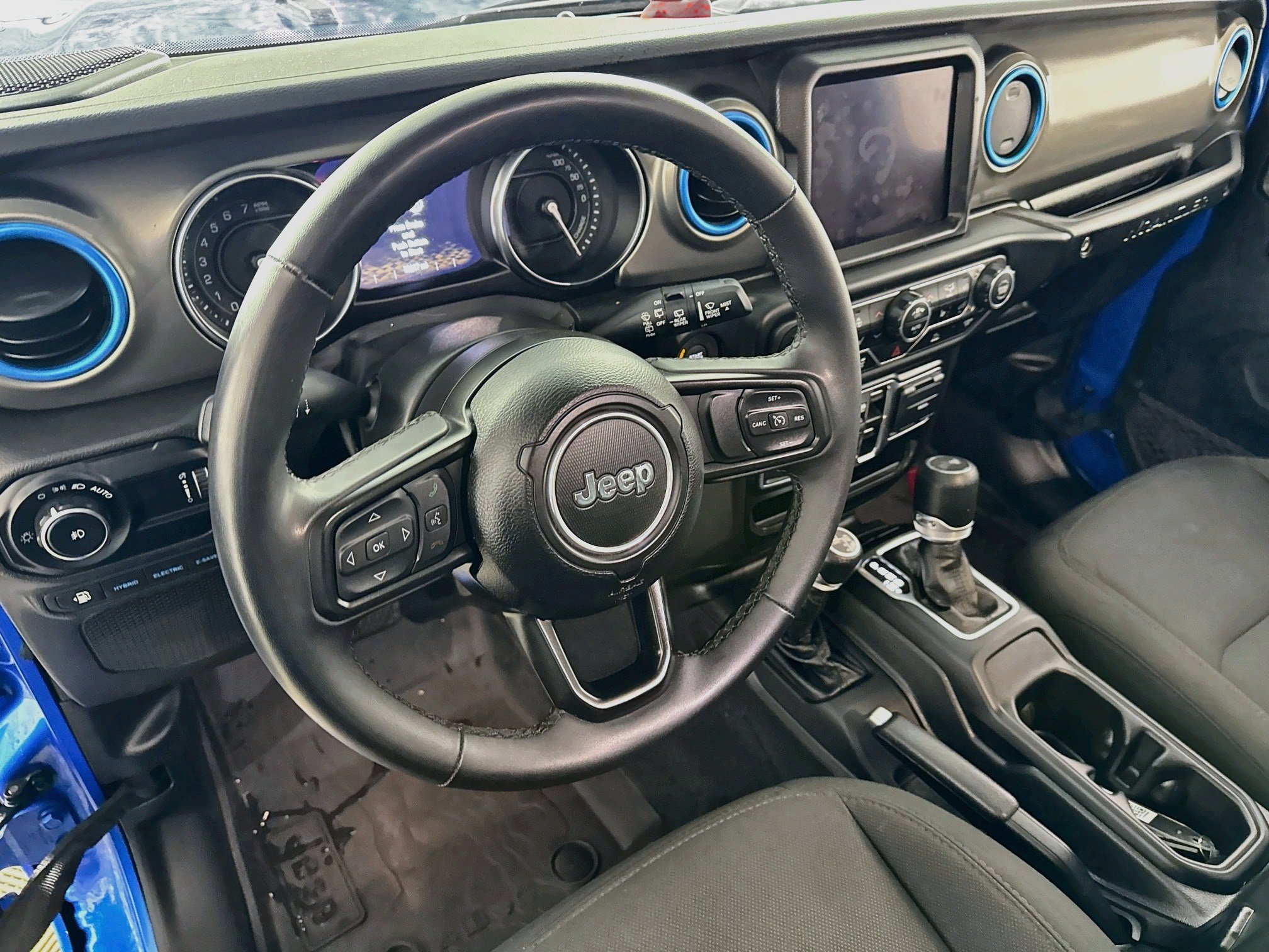Used 2023 Jeep Wrangler Unlimited w/ Cold Weather Group AWD/4WD image 12