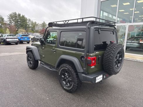 Used 2020 Jeep Wrangler Sport AWD/4WD image 4