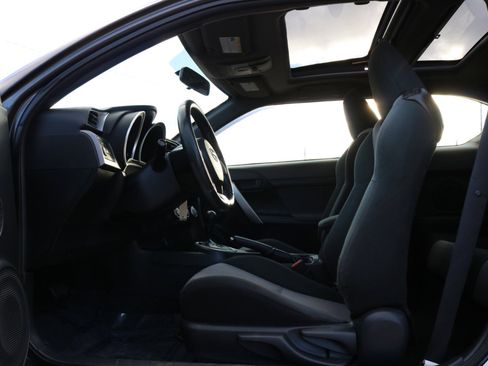 Used 2014 Scion tC image 18