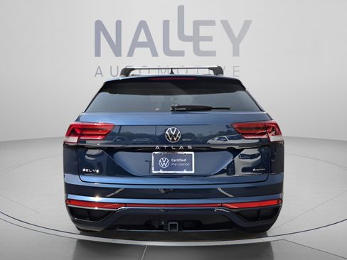 Certified 2023 Volkswagen Atlas Cross Sport SEL R-Line AWD/4WD image 4