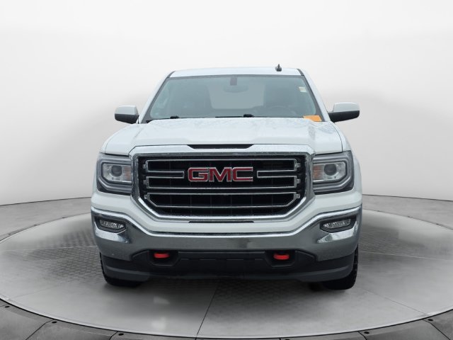 Used 2018 GMC Sierra 1500 SLE w/ Black Pack AWD/4WD image 8