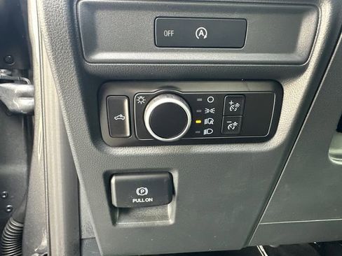 Used 2025 Ford F150 XL AWD/4WD image 19