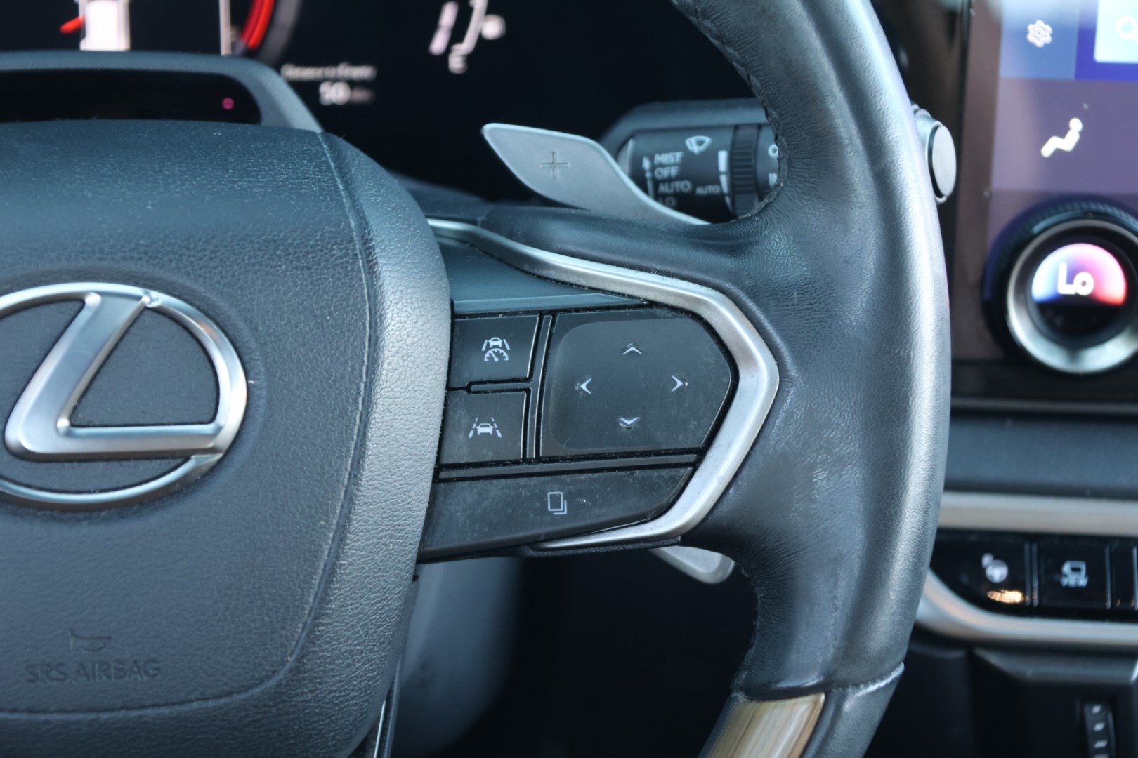 Used 2023 Lexus RX 350 Premium Plus w/ Cold Area Package AWD/4WD image 31