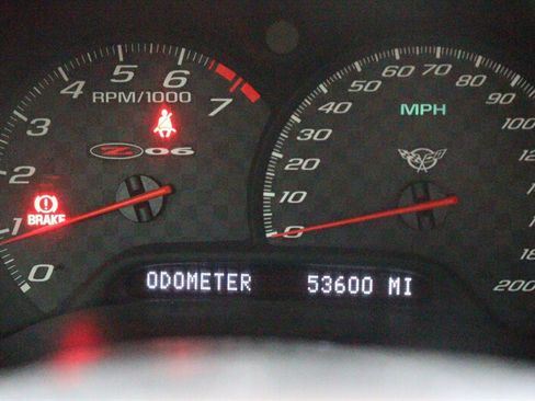 Used 2002 Chevrolet Corvette Z06 RWD image 13