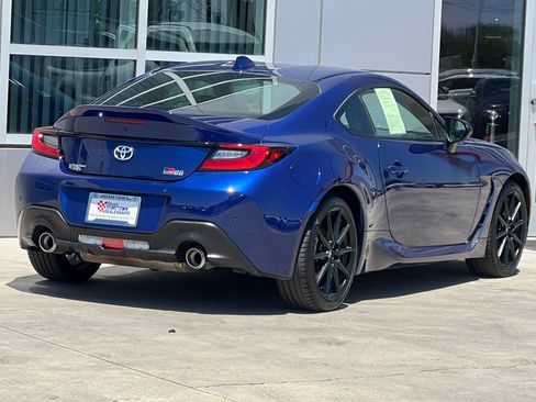 Used 2024 Toyota GR86 Premium RWD image 4