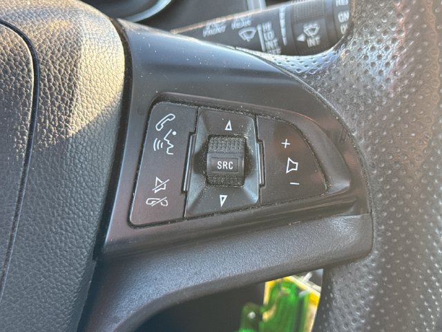 Used 2018 Chevrolet Trax LS AWD/4WD image 31