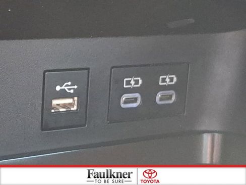 Certified 2025 Toyota Camry SE FWD image 23