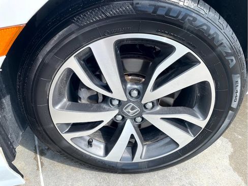 Used 2024 Honda Odyssey Touring image 6