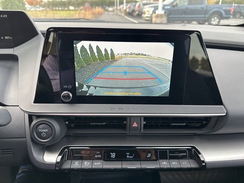 Certified 2024 Toyota Prius LE image 21