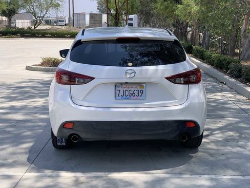 Used 2015 MAZDA MAZDA3 i Touring w/ Technology Package image 5