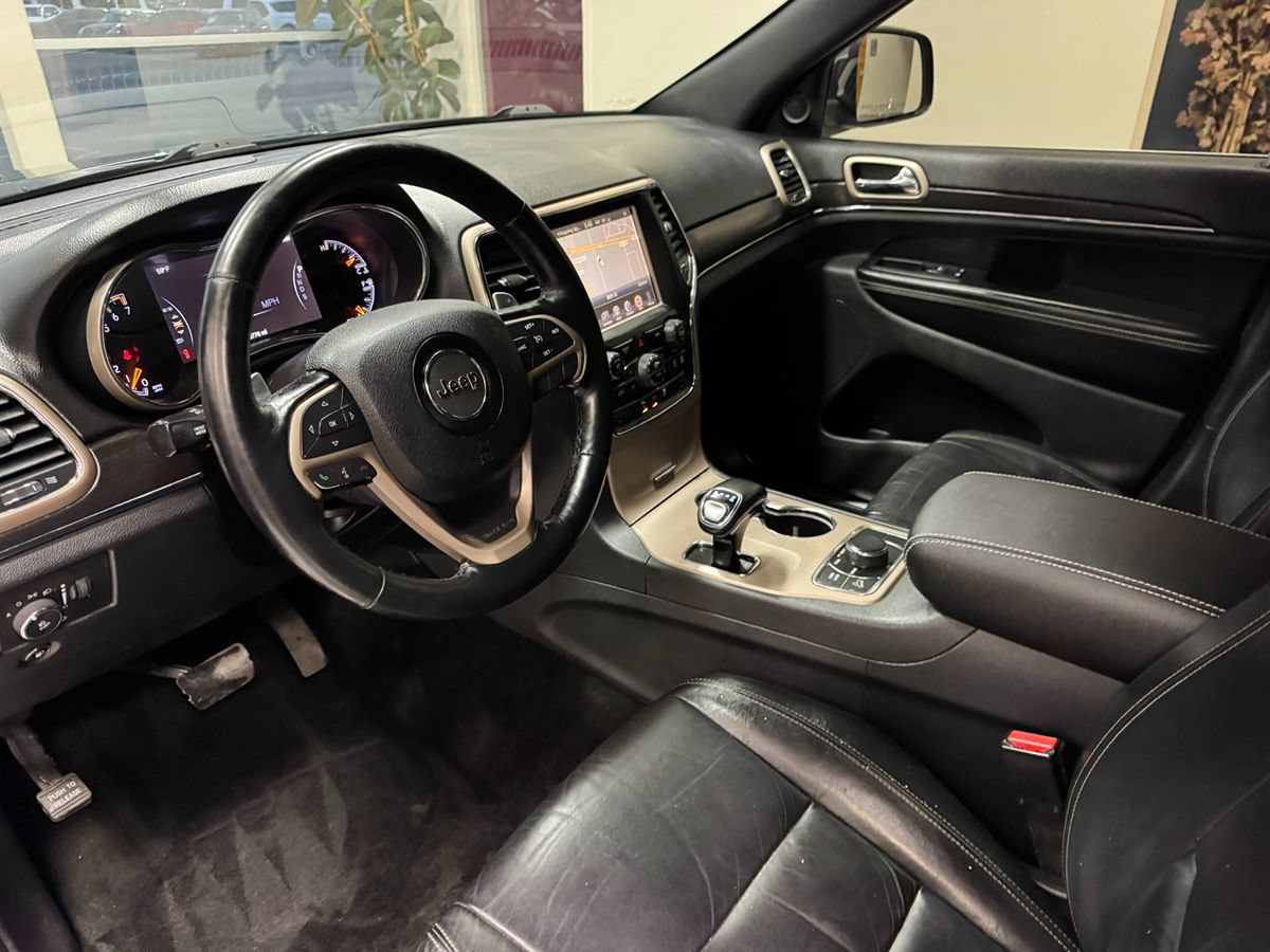 Used 2015 Jeep Grand Cherokee Limited AWD/4WD image 12