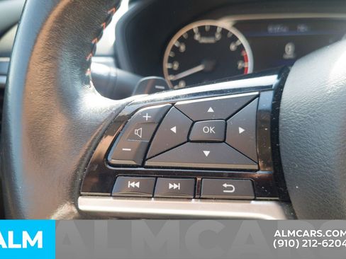 Used 2025 Nissan Altima 2.5 SR FWD image 12