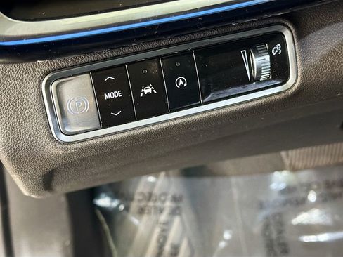 Used 2024 Buick Envision Preferred image 12