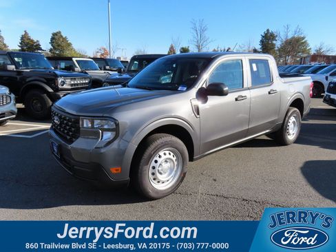 New 2026 Ford Maverick XL image 3