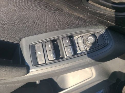 Used 2023 Subaru Crosstrek 2.0i image 18