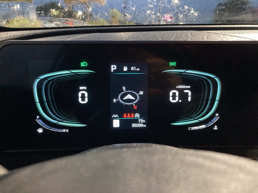 Used 2025 Kia Sportage EX FWD image 14