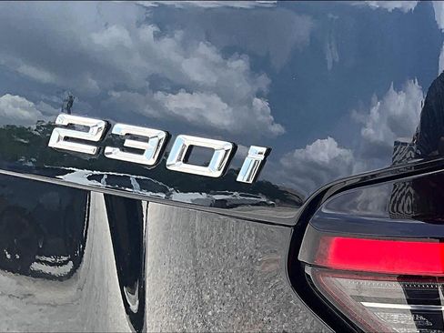 Used 2025 BMW 230i Coupe w/ Convenience Package RWD image 29