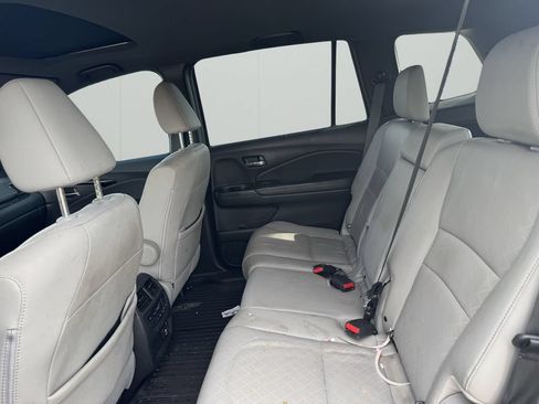 Used 2019 Honda Passport Touring image 12