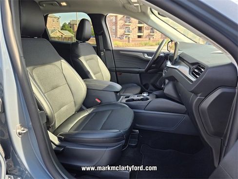 New 2025 Ford Escape Base image 10