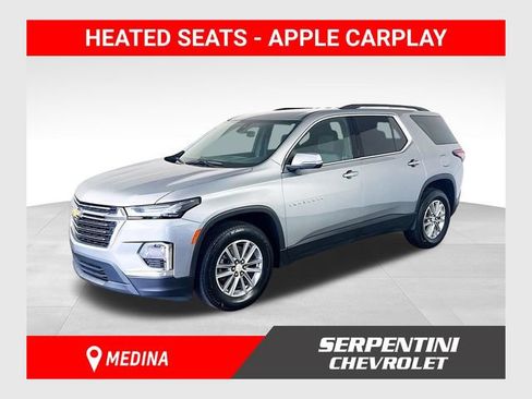 Used 2023 Chevrolet Traverse LT FWD image 1
