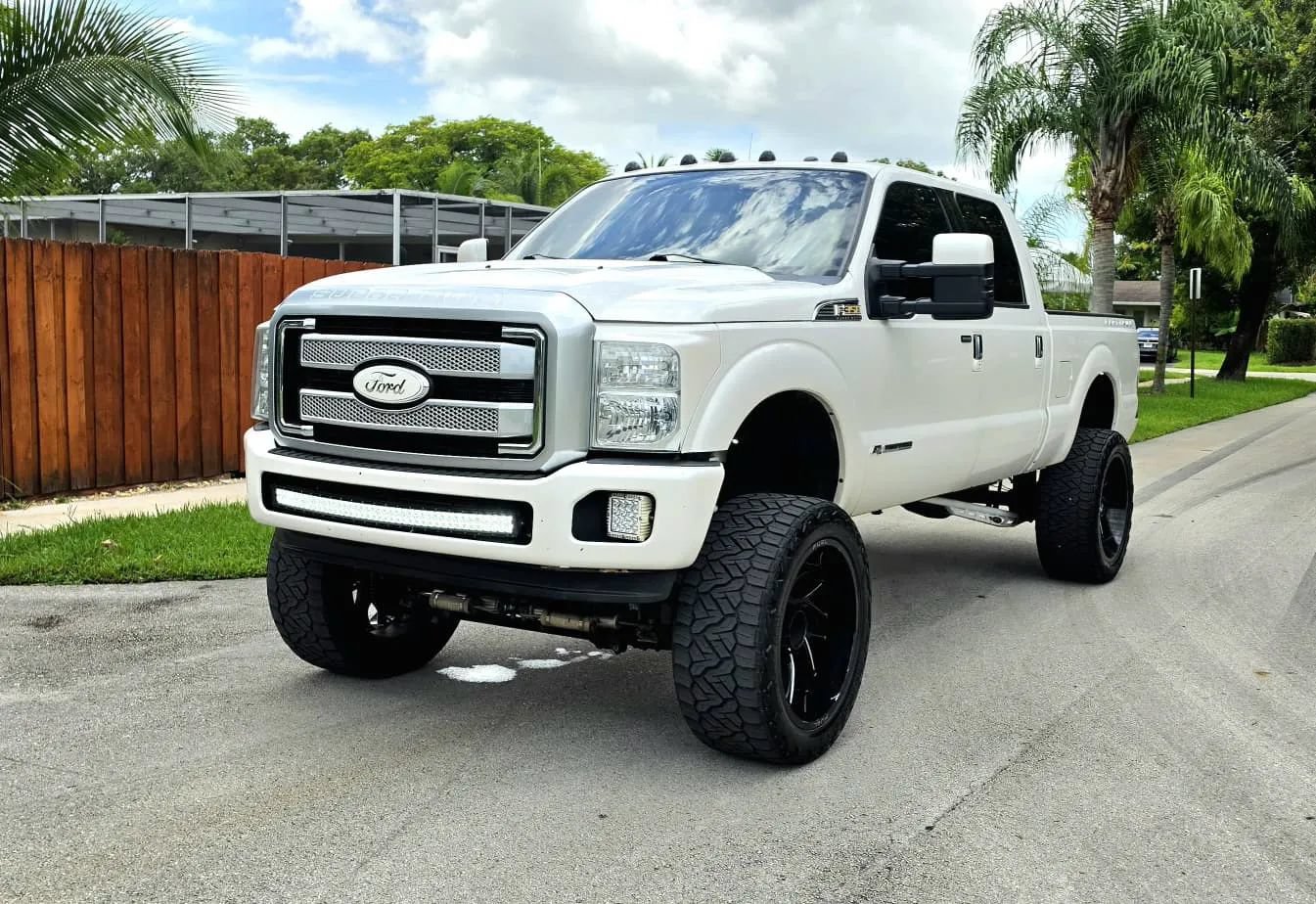 Used 2016 Ford F350 Platinum AWD/4WD image 1