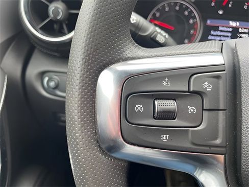 Used 2025 Chevrolet Blazer LT w/ Driver Confidence Package image 10