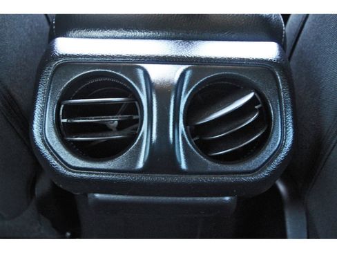 Used 2021 Jeep Gladiator Sport image 15