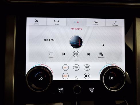 Used 2022 Land Rover Range Rover Westminster Edition image 20